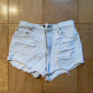 White Distressed Levi Shorts Size 7